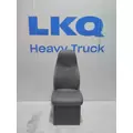 INTERNATIONAL 7400 Seat thumbnail 1