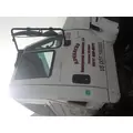 INTERNATIONAL 7600 Cab thumbnail 3