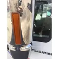 INTERNATIONAL 7600 Cab thumbnail 3