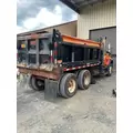 INTERNATIONAL 7600 Complete Vehicle thumbnail 3