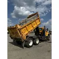 INTERNATIONAL 7600 Complete Vehicle thumbnail 5
