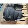 INTERNATIONAL 8600 AIR CLEANER thumbnail 2