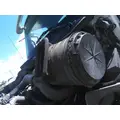 INTERNATIONAL 8600 AIR CLEANER thumbnail 1