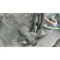 INTERNATIONAL 8600 AIR TANK thumbnail 3
