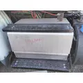INTERNATIONAL 8600 BATTERY BOX thumbnail 1