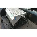 INTERNATIONAL 8600 BATTERY BOX thumbnail 2