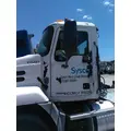 INTERNATIONAL 8600 CAB thumbnail 2