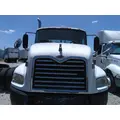 INTERNATIONAL 8600 CAB thumbnail 4