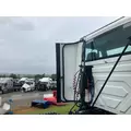INTERNATIONAL 8600 Sleeper Fairing thumbnail 3