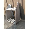 INTERNATIONAL 9200I FRAME STEP thumbnail 2