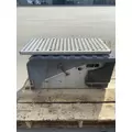 INTERNATIONAL 9200 Battery Box thumbnail 8