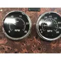 INTERNATIONAL 9200i Instrument Cluster thumbnail 2