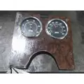 INTERNATIONAL 9400I GAUGE CLUSTER thumbnail 1