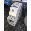 INTERNATIONAL 9400I TOOL BOX thumbnail 1