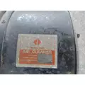 INTERNATIONAL 9400 AIR CLEANER thumbnail 6