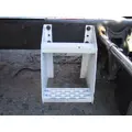 INTERNATIONAL 9900I FRAME STEP thumbnail 1