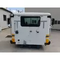 INTERNATIONAL 9900 CAB thumbnail 13