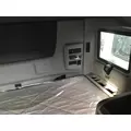 INTERNATIONAL 9900 Cab thumbnail 5
