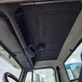 INTERNATIONAL F-8100 Cab thumbnail 9