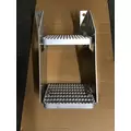 INTERNATIONAL HX620 Step thumbnail 1