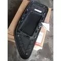 INTERNATIONAL LT625 Back Glass thumbnail 1