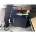 INTERNATIONAL LT625 Cab thumbnail 21
