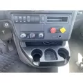 INTERNATIONAL LT625 Cab thumbnail 15