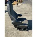INTERNATIONAL LT625 Seat, Front thumbnail 4
