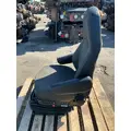 INTERNATIONAL LT625 Seat, Front thumbnail 4