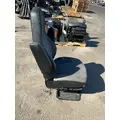 INTERNATIONAL LT625 Seat, Front thumbnail 4