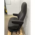 INTERNATIONAL LT625 Seat thumbnail 3