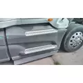 INTERNATIONAL LT CAB SKIRTSIDE FAIRING thumbnail 1