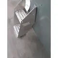 INTERNATIONAL LT FRAME STEP thumbnail 2