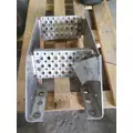 INTERNATIONAL LT FRAME STEP thumbnail 1