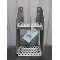 INTERNATIONAL LT FRAME STEP thumbnail 2