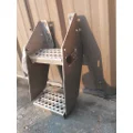 INTERNATIONAL LT FRAME STEP thumbnail 2