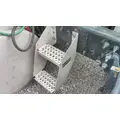 INTERNATIONAL LT FRAME STEP thumbnail 1