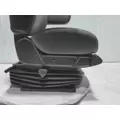 INTERNATIONAL LT Seat, Front thumbnail 9