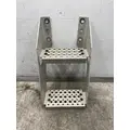 INTERNATIONAL LT Step thumbnail 3