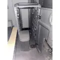 INTERNATIONAL Lonestar Cab thumbnail 38