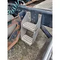 INTERNATIONAL PROSTAR 122 DECK (CATWALK) STEP thumbnail 1