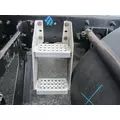 INTERNATIONAL PROSTAR 122 FRAME STEP thumbnail 1