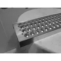 INTERNATIONAL Prostar  Step thumbnail 2