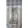 INTERNATIONAL Prostar  Step thumbnail 3