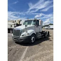 INTERNATIONAL Prostar Complete Vehicle thumbnail 3