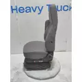 INTERNATIONAL UNIVERSAL Seat, Front thumbnail 5