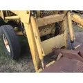 International 2504 Equip Loader Arm thumbnail 4