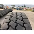 International 4900 Tires thumbnail 2