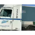 International 8100 Sleeper Fairing thumbnail 1