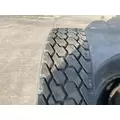 International 8600 Tires thumbnail 2